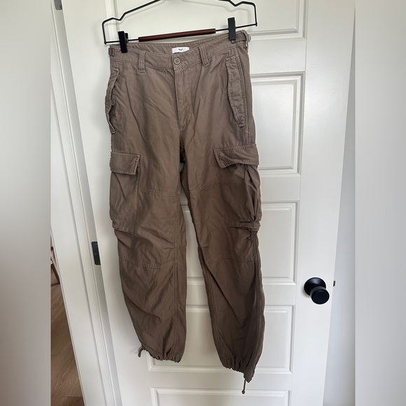 TNA Beige Supply Cargo Pants - Picture 4 of 5